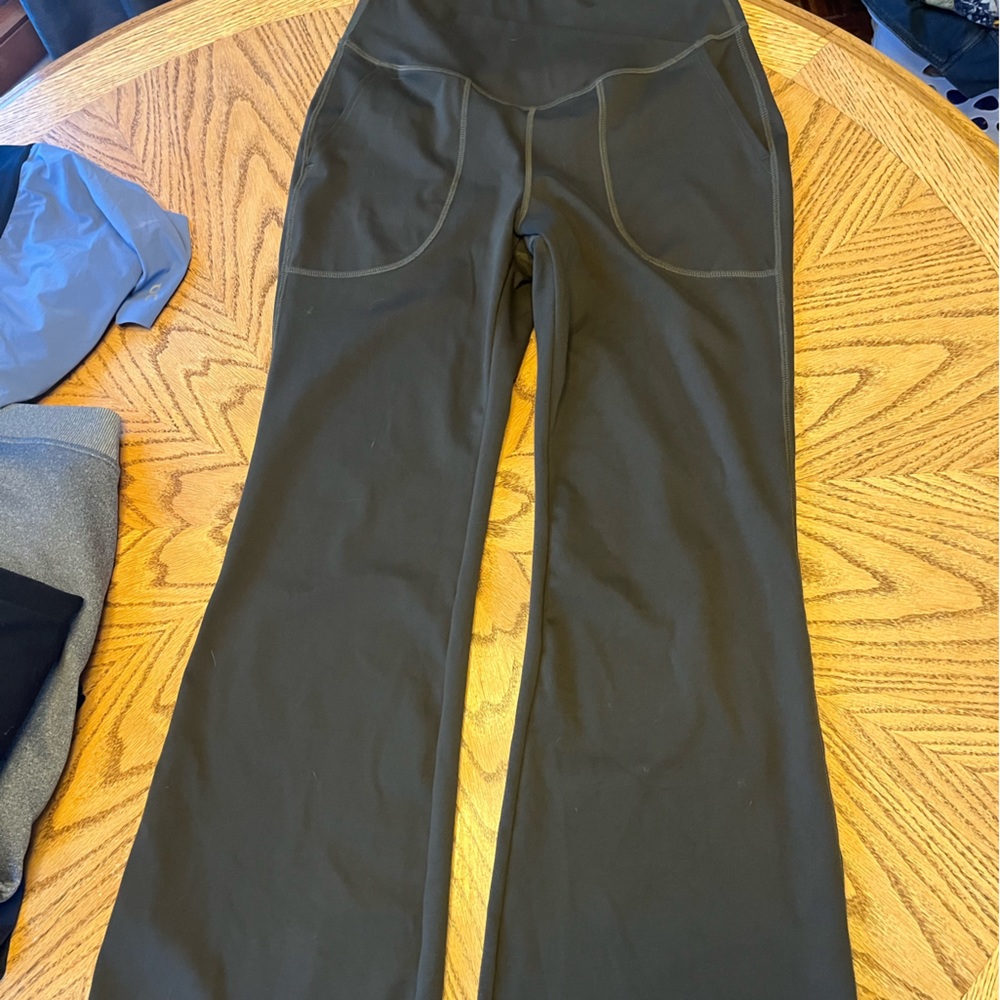 Halara cross top pants